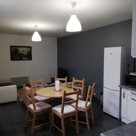 Maison Duplex & Appartement Sur Cour La Ferté-Gaucher Zewnętrze zdjęcie