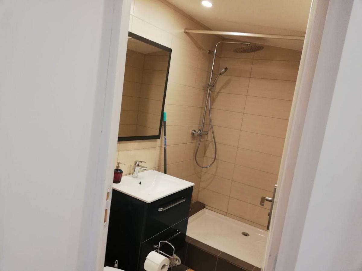 Maison Duplex & Appartement Sur Cour La Ferté-Gaucher Zewnętrze zdjęcie