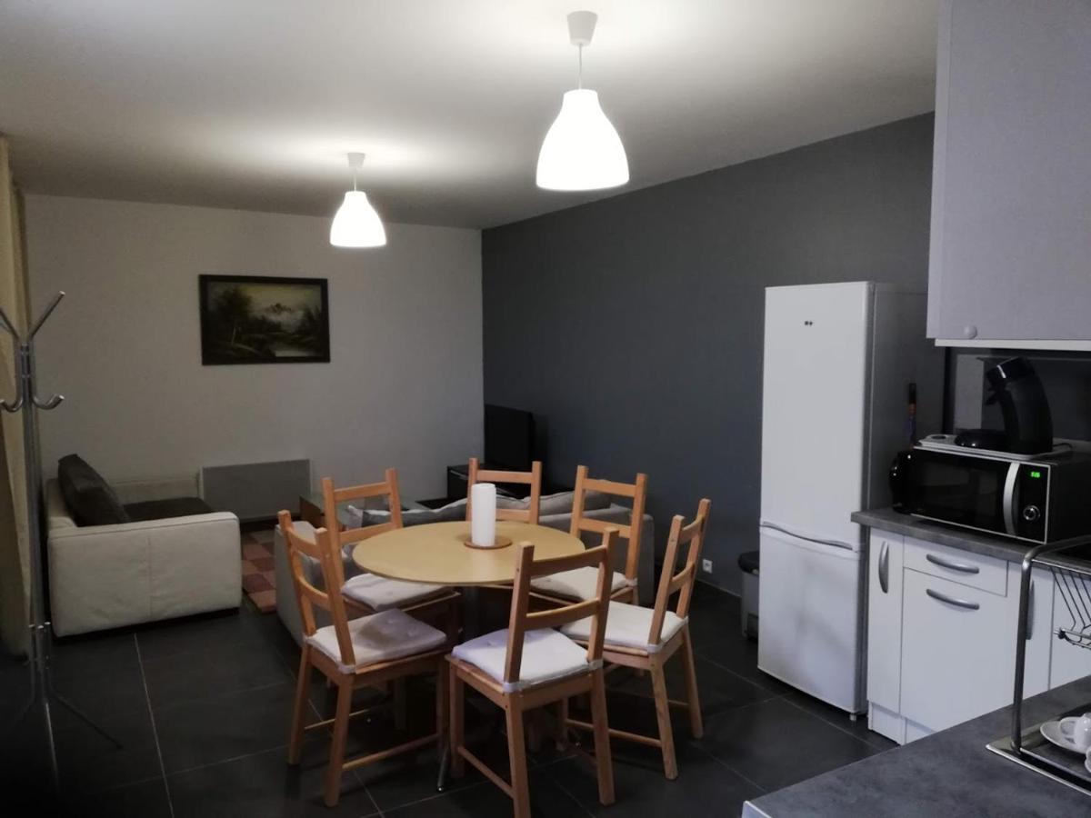 Maison Duplex & Appartement Sur Cour La Ferté-Gaucher Zewnętrze zdjęcie